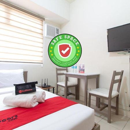 Reddoorz Plus @ Urban Deca Tower Edsa 2 ماندالويونغ المظهر الخارجي الصورة